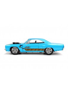 1:24 PLYMOUTH ROAD RUNNER W/WILE E. COYOTE FIGURE BLUE HOLLYWOOD RIDE