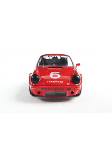 1:18 PORSCHE 911 IROC RED...