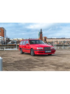 1:43 VOLVO 850 R RED 1996
