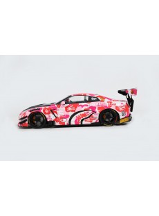1:18 NISSAN GT-R (R35) W/ LIBERTY WALK BODY KIT 2.0 PINK CAMO 2025
