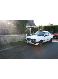 1:18 BMW 325I ALPINWEISS 1986