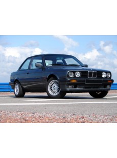 1:18 BMW 325 COUPE DELPHIN...