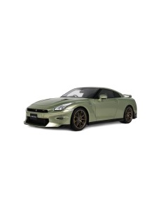 1:18 NISSAN GT-R (R35)...