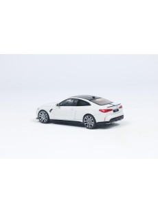 1:43 BMW M4 COMPETITION...